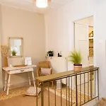 Apartment F'eris Nest
